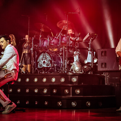 gallery image q revival band